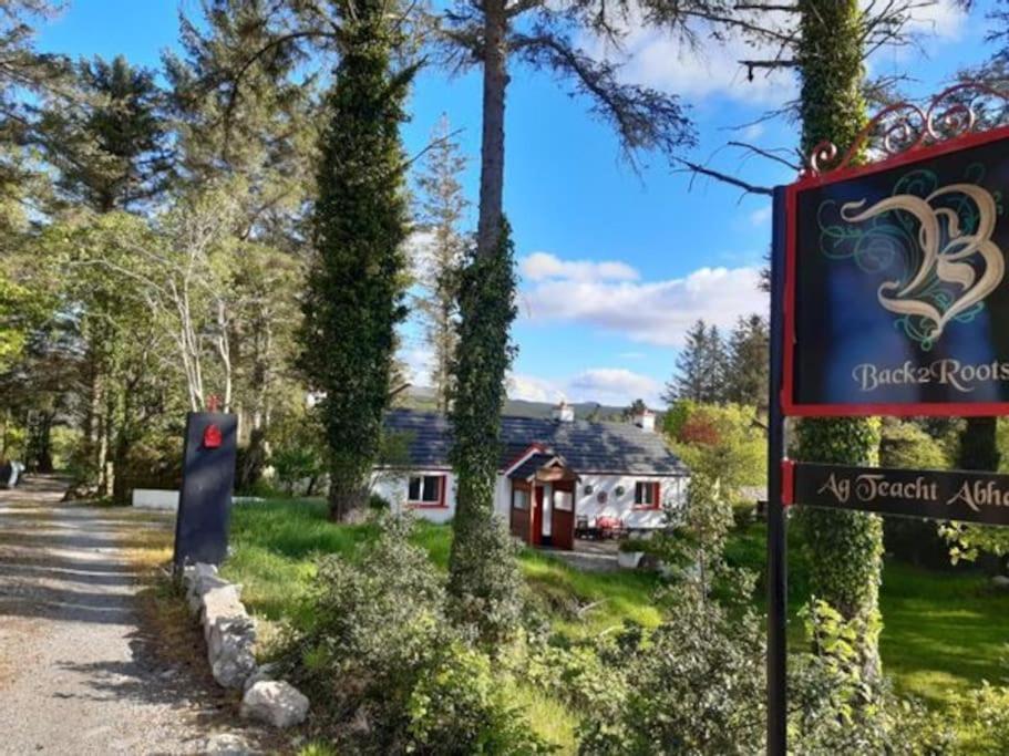 Back2Roots - Beautifully Restored Cottage, Doochary Eksteriør bilde